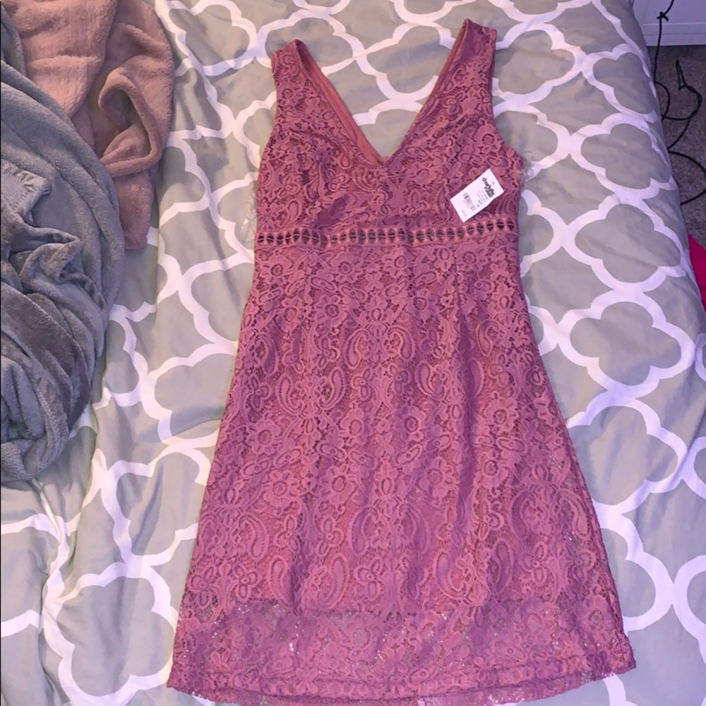 Pinky Lacy Mini Dress